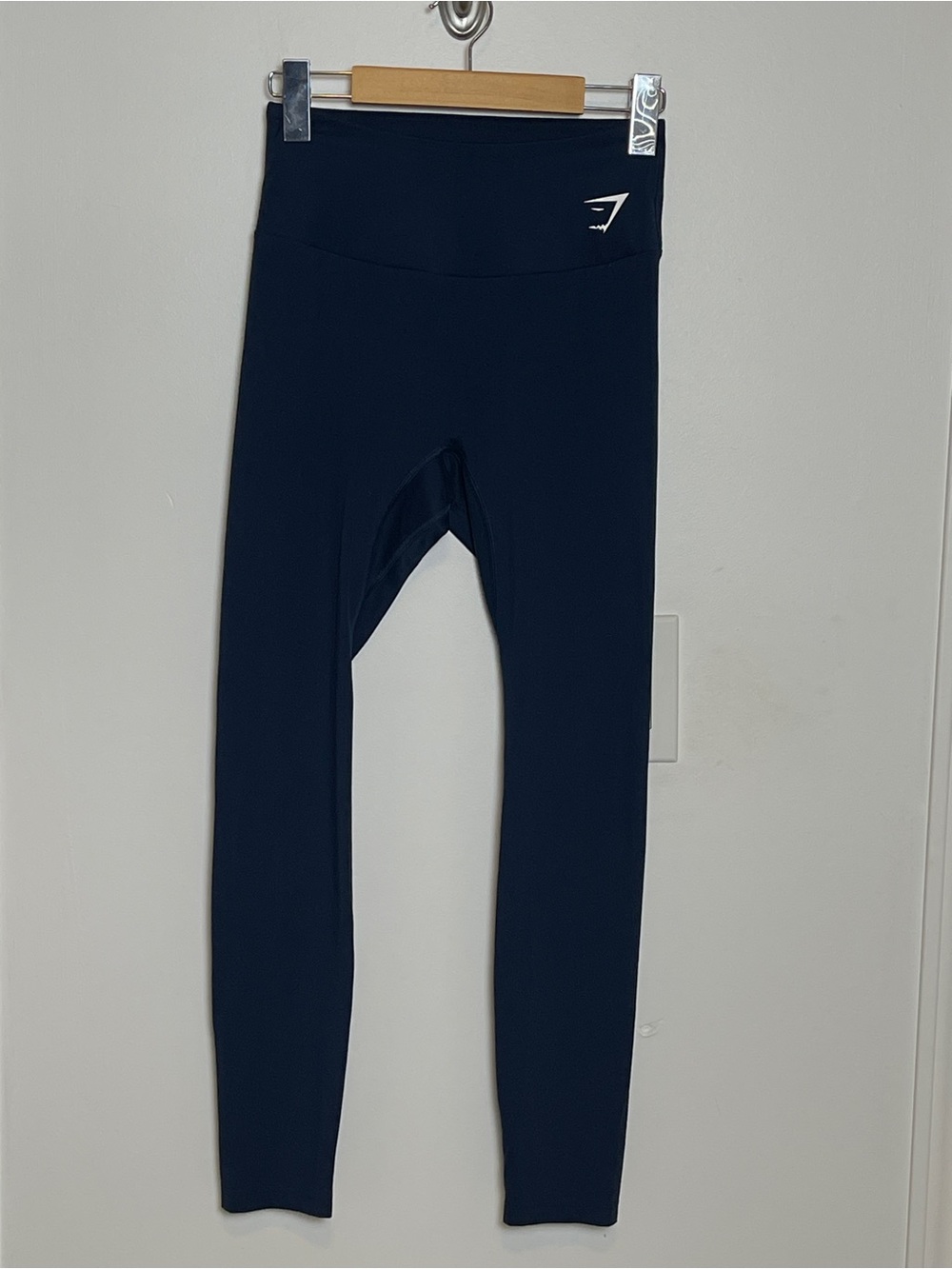 Gymshark Navy High-Waist Leggings size medium